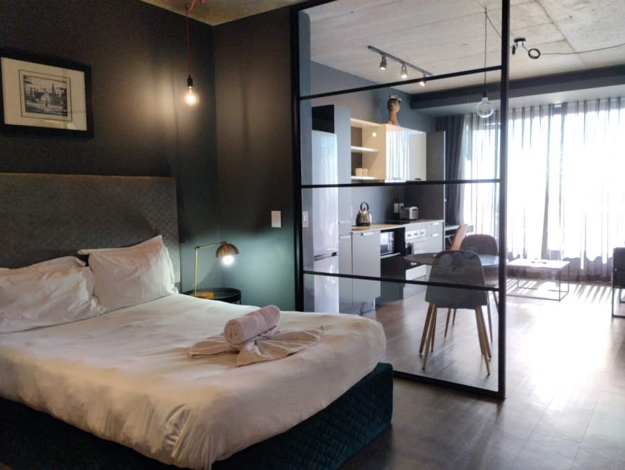 1 Bedroom Property for Sale in Woodstock Western Cape